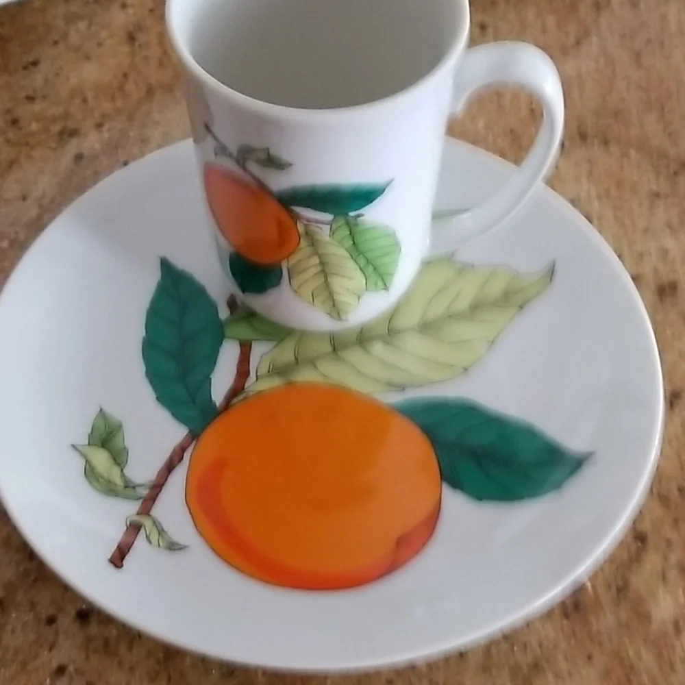 VTG Eden fine China Toscany Japan Fruit 8-pc set